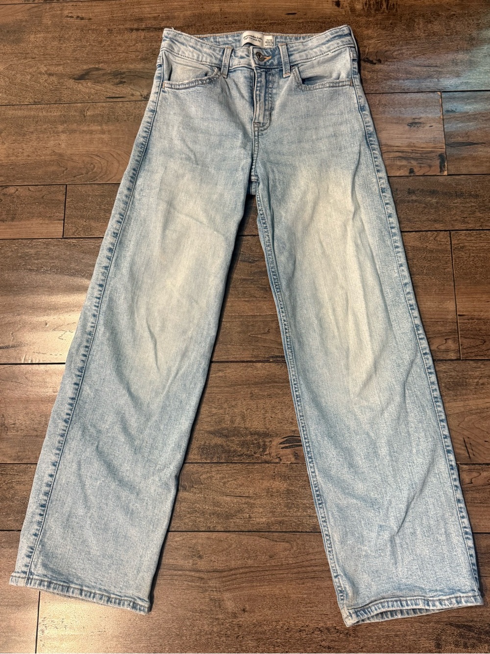 abercrombie kids Light Wash Blue Straight Jeans